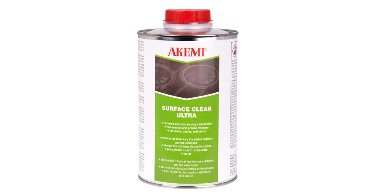 Akemi Surface Clean Ultra – 1 lliter mostly white can with red safety cap and Red Akemi logo, green with white writing with product details