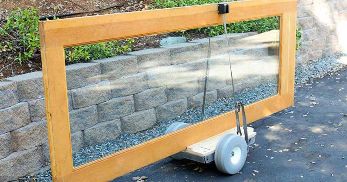 Omni Cubed EZ Glide Glass Dolly